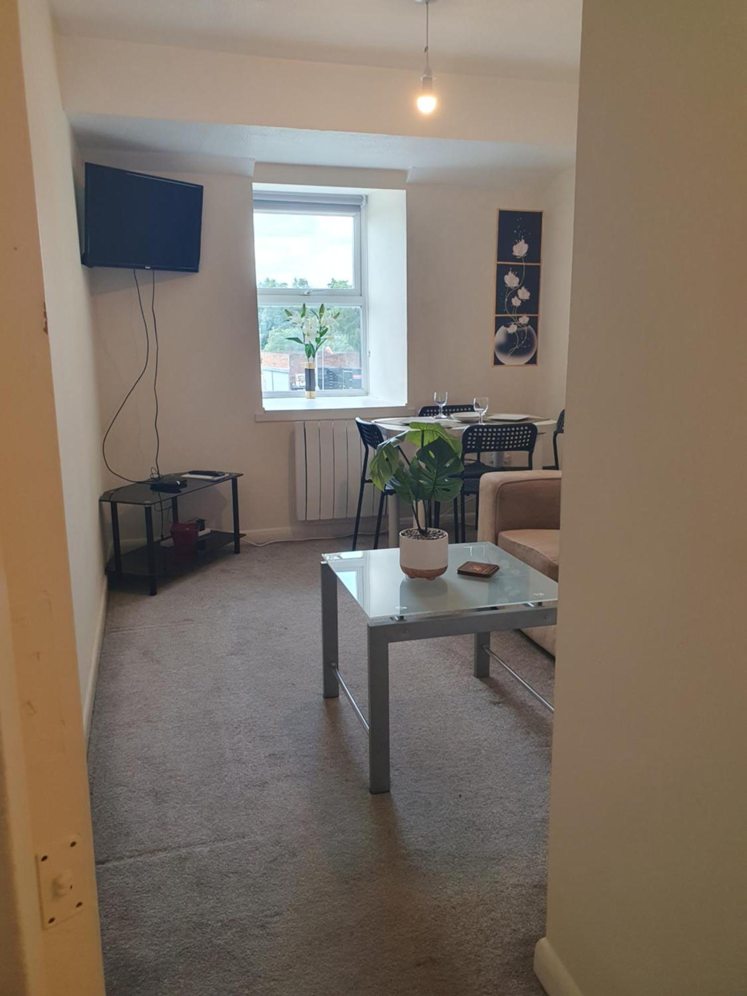 Lovely 1Bedrood Apartment Guildford Exterior photo