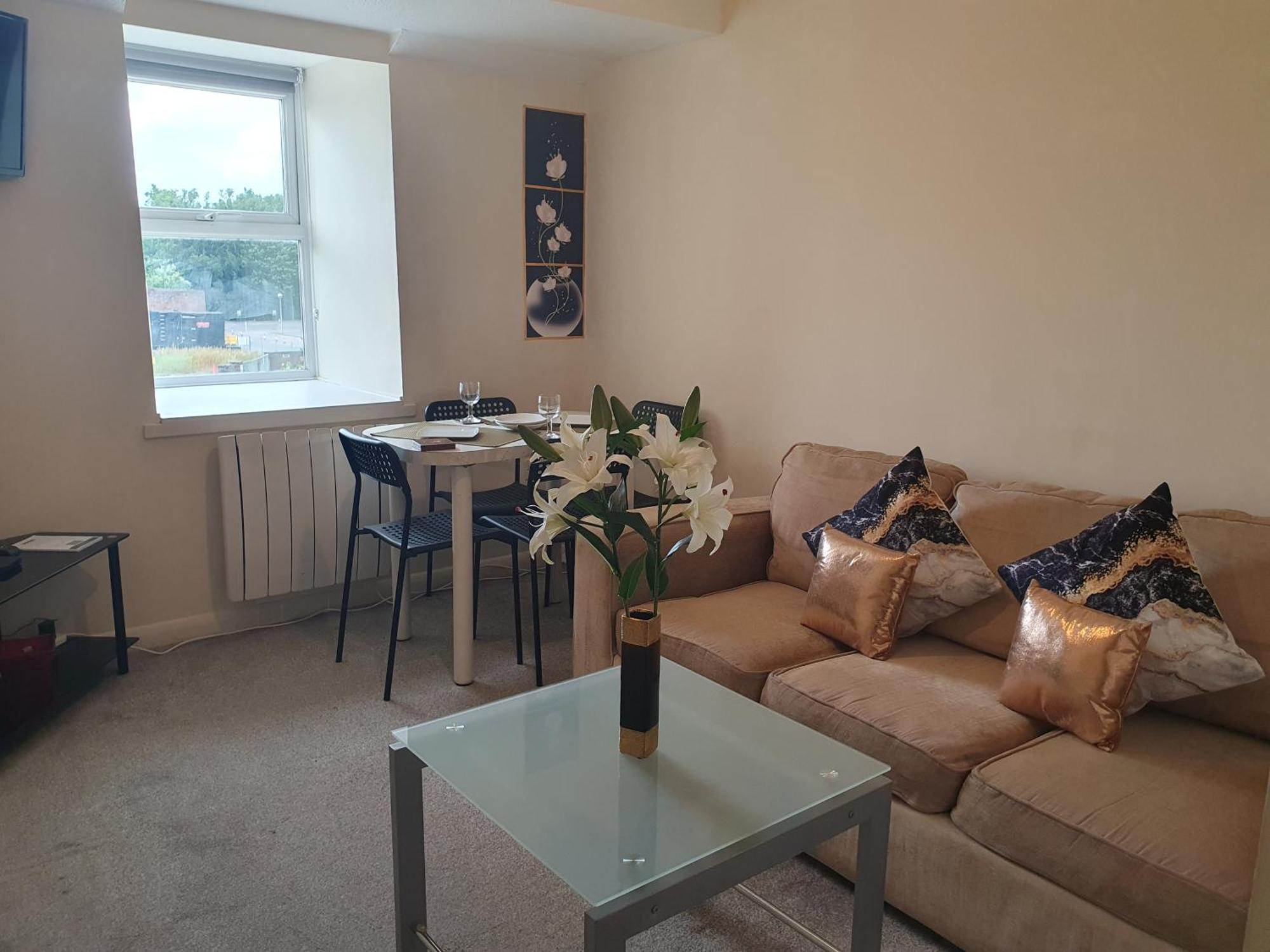 Lovely 1Bedrood Apartment Guildford Exterior photo