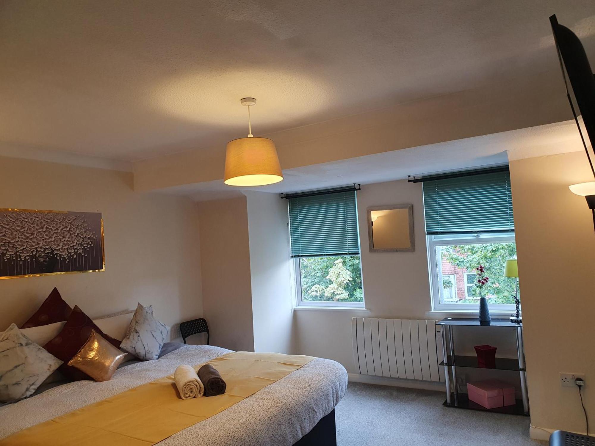 Lovely 1Bedrood Apartment Guildford Exterior photo